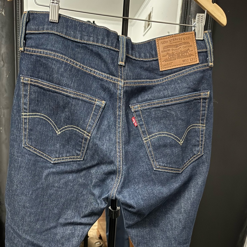 Levi’s 512 Slim Taper Men’s Jeans 
Blue 
W 32 / L 32